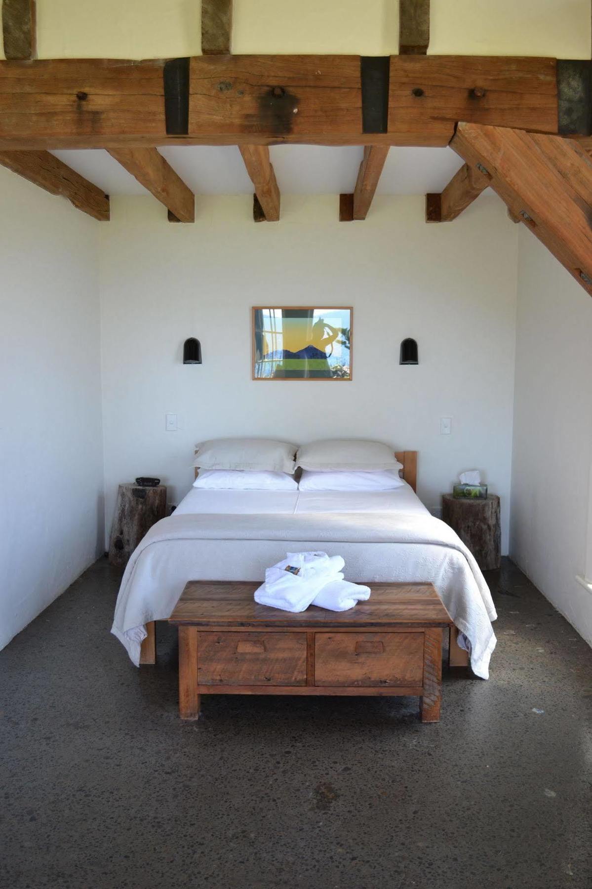 Ahu Ahu Beach Villas Oakura Buitenkant foto